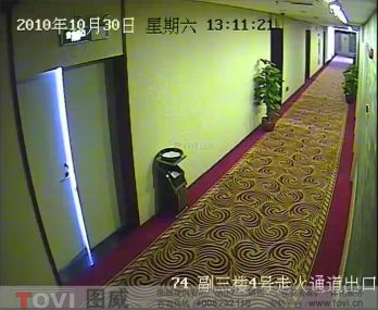 D1效果-某酒店客房走廊通道视频监控录像演示